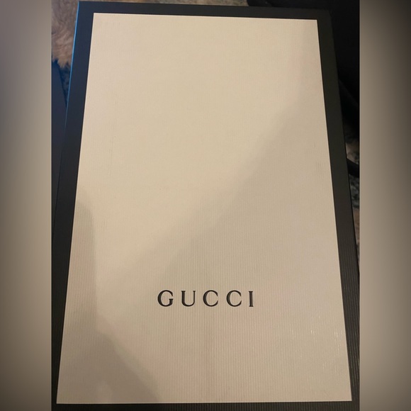 NWB Gucci Kids size 2 sneakers. See photos new with box. - Picture 2 of 4
